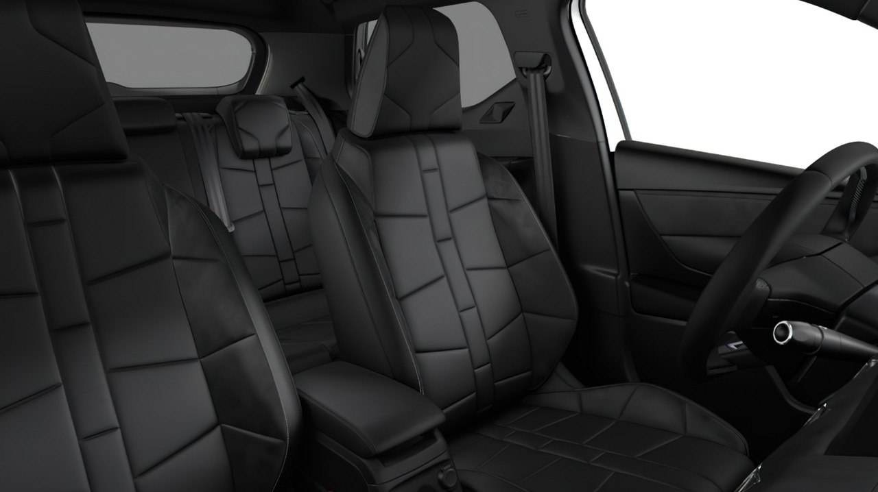 Sur les courts et les longs trajets, le confort de DS 3 CROSSBACK reste le même : exceptionnel. À l’avant comme à l’arrière, nous avons intégré aux sièges des mousses bi-densité au traitement innovant, pour une assise enveloppante d’une grande qualité. CONFORT